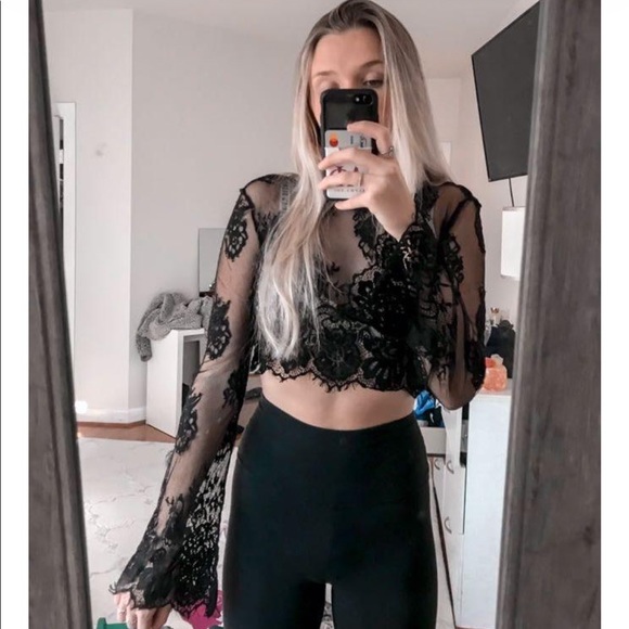 forever 21 lace top - Picture 2 of 3